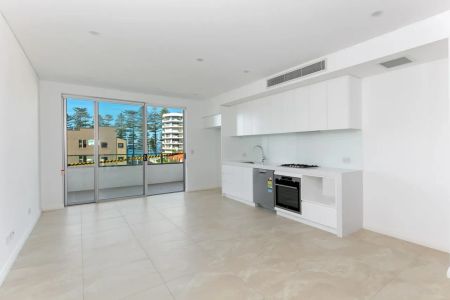 Stunning Modern Studio in The Heart of Manly - Photo 3