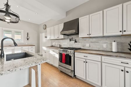 For Lease - 4692 GILMORE Road Unit# 1, Fort Erie, Ontario - Photo 2