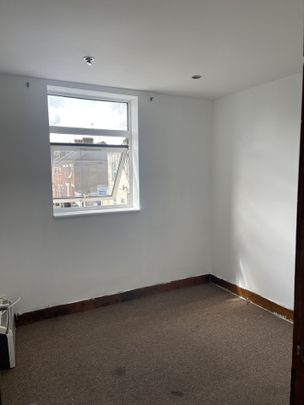 1 Bed Flat, Dumfries Street, LU1 - Photo 1
