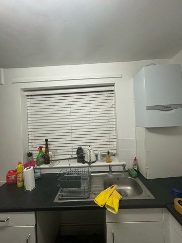 Room in a Shared Flat, Beaconsfield Close, SE3 - Photo 3