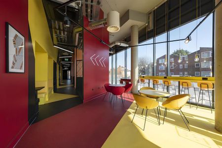 1 bedroom in a flat share to rent - Photo 4