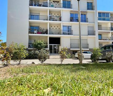 Location Appartement 3 pièces 74m² AIX EN PROVENCE 90ème - Photo 3