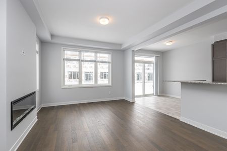 For Lease - 218 Ormiston Crescent, Barrhaven, Ontario - Photo 3