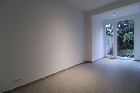 Gelijkvloers appartement met tuin - Photo 2