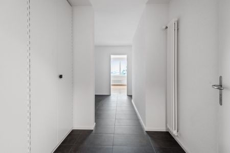 Apartment - Photo 3
