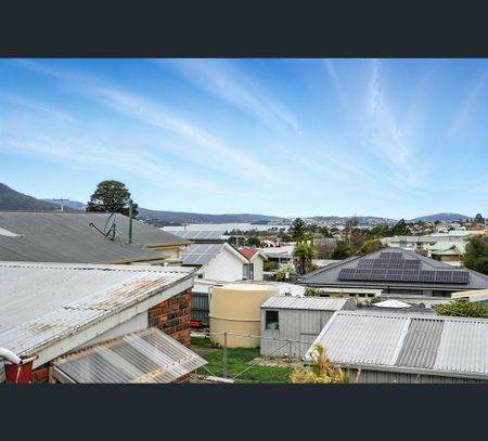 59 Hilton Road, Claremont, Tas 7011 - Photo 3