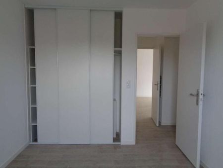 Location Appartement 3 pièces 55m² POITIERS 86000 - Photo 3