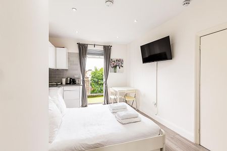 Studio to rent - Photo 5