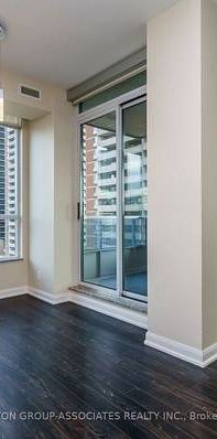 Beautiful Two Bedroom Unit With Parking Wellesley & Sherbourne - Photo 1