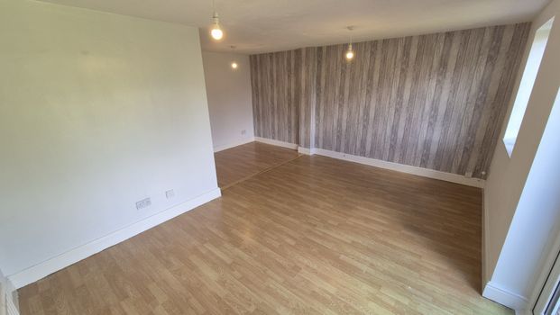 Croft Road, Thurcaston Park, LE4 - Photo 1