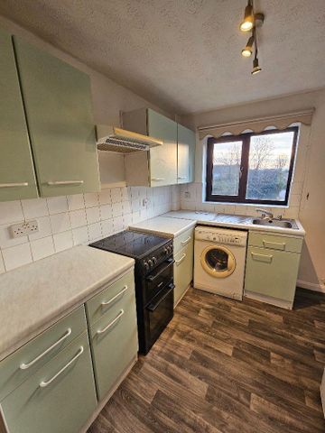 2 bedroom maisonette to rent - Photo 4