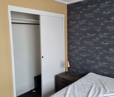 Fully furnished unit - ready to move in - Photo 3