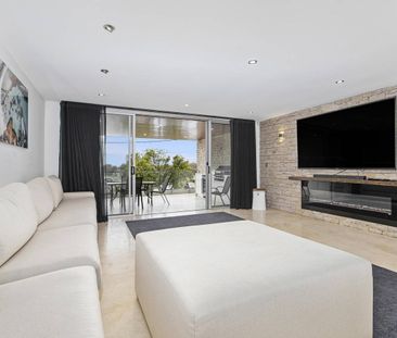 Fully Furnished 3-bedroom Unit - Photo 2