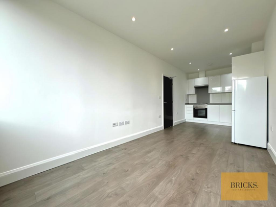 2 bedroom apartment to rent - Photo 1