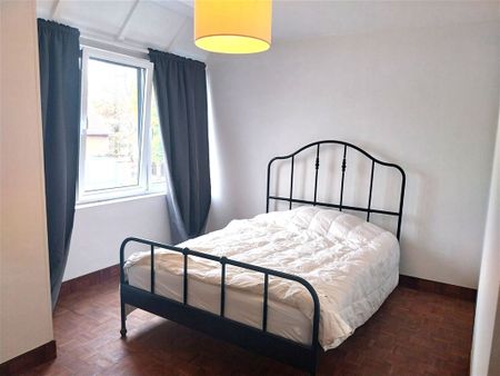 TE HUUR: Ruim appartement met 3 slaapkamers te Genk! - Foto 4