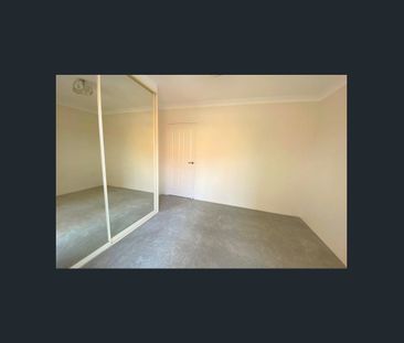 Beautiful Apartment with Pool Access!! - Photo 3