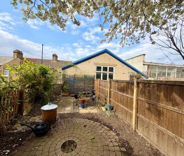 2 bedroom terraced house to rent - Photo 6