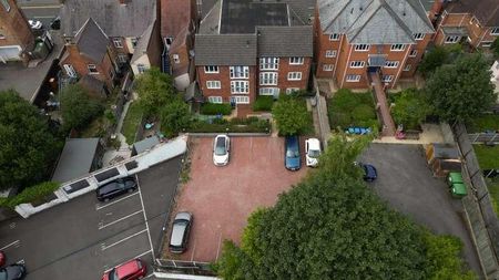 Upper Bond Street, Hinckley, Leicestershire, LE10 - Photo 2
