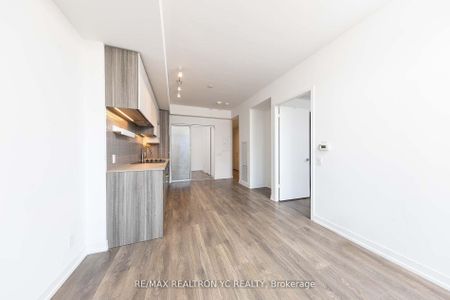 For Lease - 5 Buttermill Avenue Unit# 1106, Vaughan, Ontario - Photo 2