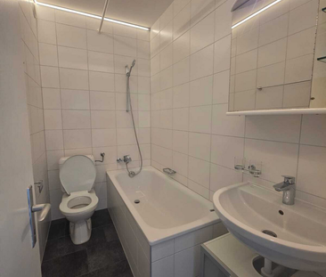 Appartement de 2.5 pièces au coeur de Nyon - Photo 3