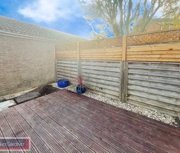 Vine Close, Stapleford, Cambridge - Photo 1