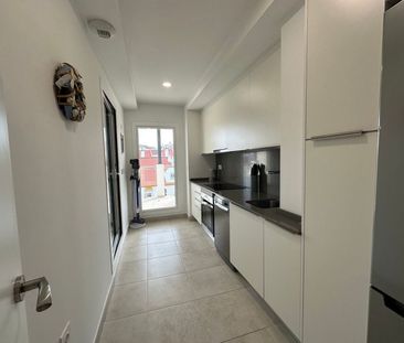 Piso En alquiler Avenida Reina Sofía 3, Puerto de Estepona - Photo 3