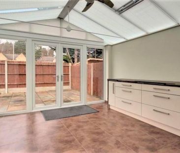 3 bedroom House To Let - Photo 6