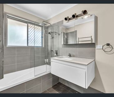 Charming & Convenient Family Home in Leafy Chapel Hill - Photo 6