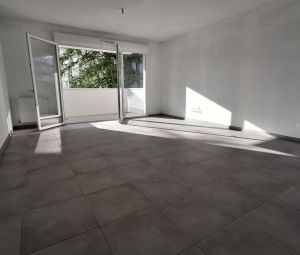 Location Appartement à RIVES - Photo 5