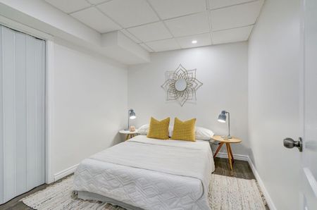 For Lease - 8 Ozner Crescent, Vaughan, Ontario - Photo 4