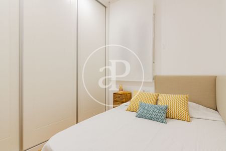 Flat for rent in Juan Bravo street. - Photo 2