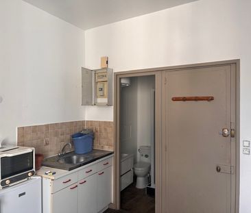 Location Appartement 1 pièce 17m² ANGOULEME 16000 - Photo 2