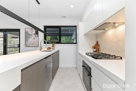 Stylish Renovation in an Unbeatable Location - Photo 3