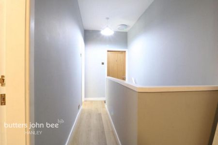 1 bedroom terraced house to rent - Photo 3