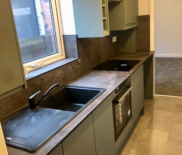 2 Bed Terraced House, Kingsley Road, NG2 - Photo 5