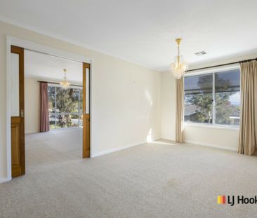 30 Robson Street, Garran ACT, Belconnen - Photo 1