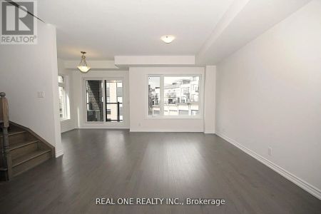 11 GOTHENBURG LANE - Photo 2