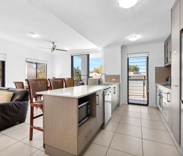 212/2 Oliva Street, - Photo 6