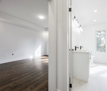 For Lease - 90 Scanlon Avenue Unit# (Upper), Bradford West Gwillimb... - Photo 2