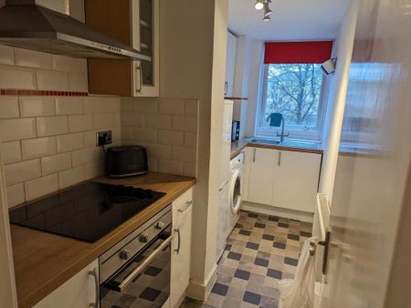 1 bedroom flat to rent - Photo 3