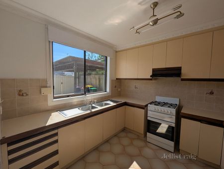 59 Dunstan Avenue, Brunswick - Photo 5