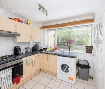 6 bedroom terraced house to rent - Photo 5