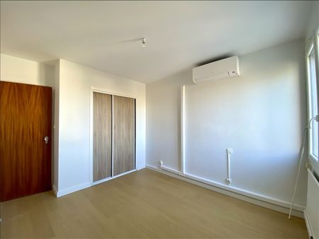 3 pièces - 68,59 m² - 2ème étage - Colocation non autorisée - Photo 3