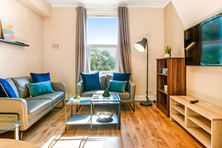 5 bedroom house to rent - Photo 2
