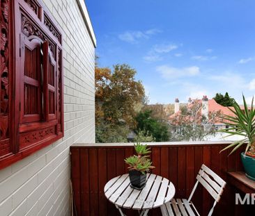 24/30 Mona Place, South Yarra - Photo 2