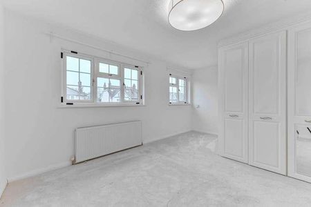 Croham Park Avenue, South Croydon, CR2 - Photo 2