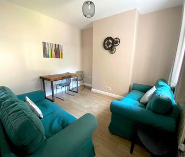 3 bedroom terraced house to rent - Photo 2