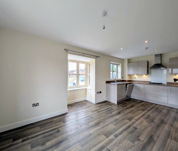 4 bedroom detached house to rent - Photo 6