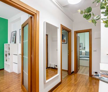 Cozy single room with window in Milan - Photo 2