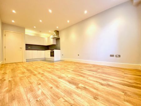 Prince Of Wales Road, Norwich - Photo 2